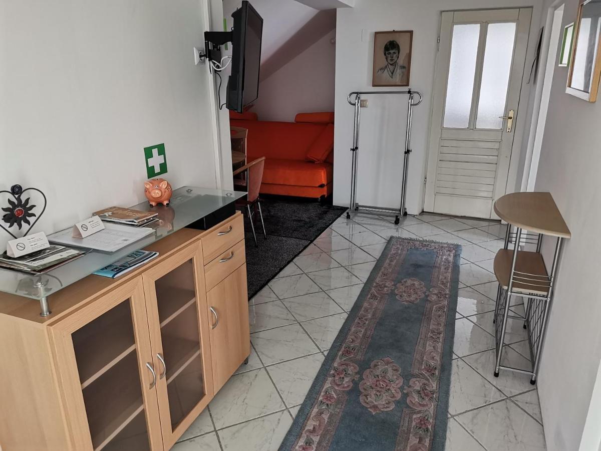 Panorama Apartman Molvice 外观 照片